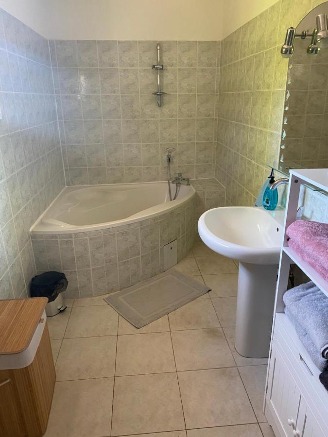 La Sommieroise Villa Sommieres Ngoại thất bức ảnh